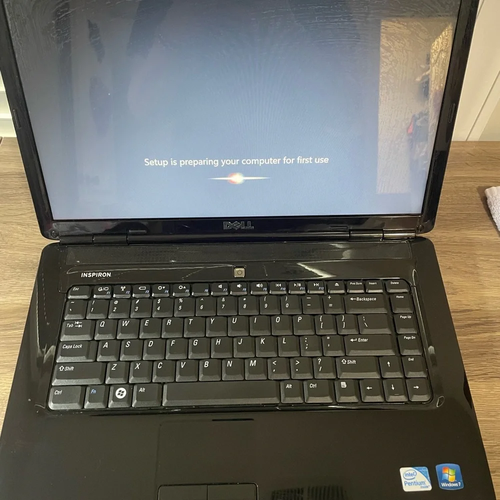 Dell Inspiron 1545 Model PP41L